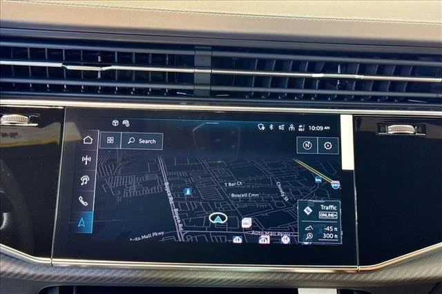 2026 Audi RS Q8 Performance - Image 13 of 20