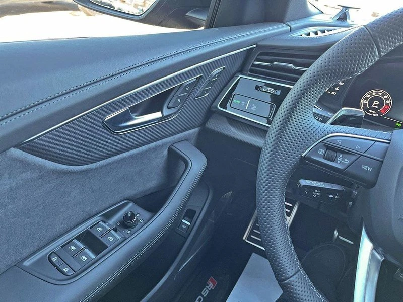 2026 Audi RS Q8 Performance - Image 9 of 14