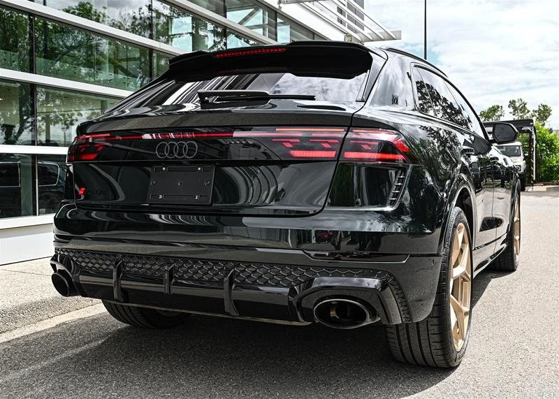2026 Audi RS Q8 Performance - Image 7 of 16