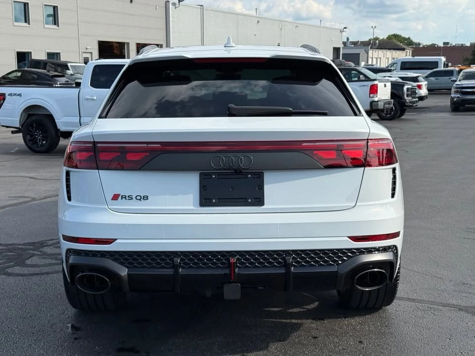 2026 Audi RS Q8 Performance - Image 5 of 18
