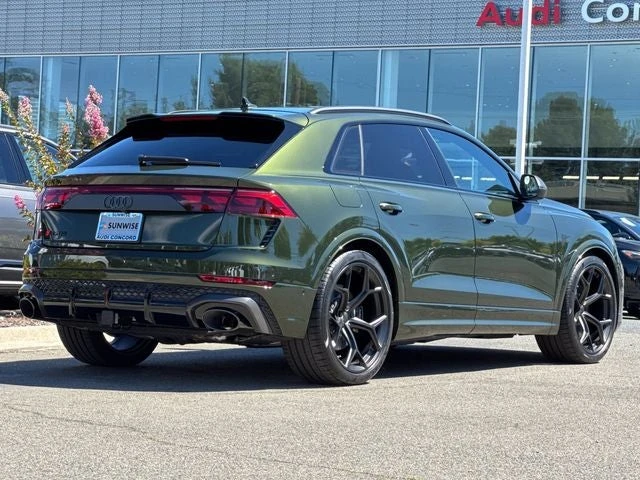 2026 Audi RS Q8 Performance - Image 4 of 31
