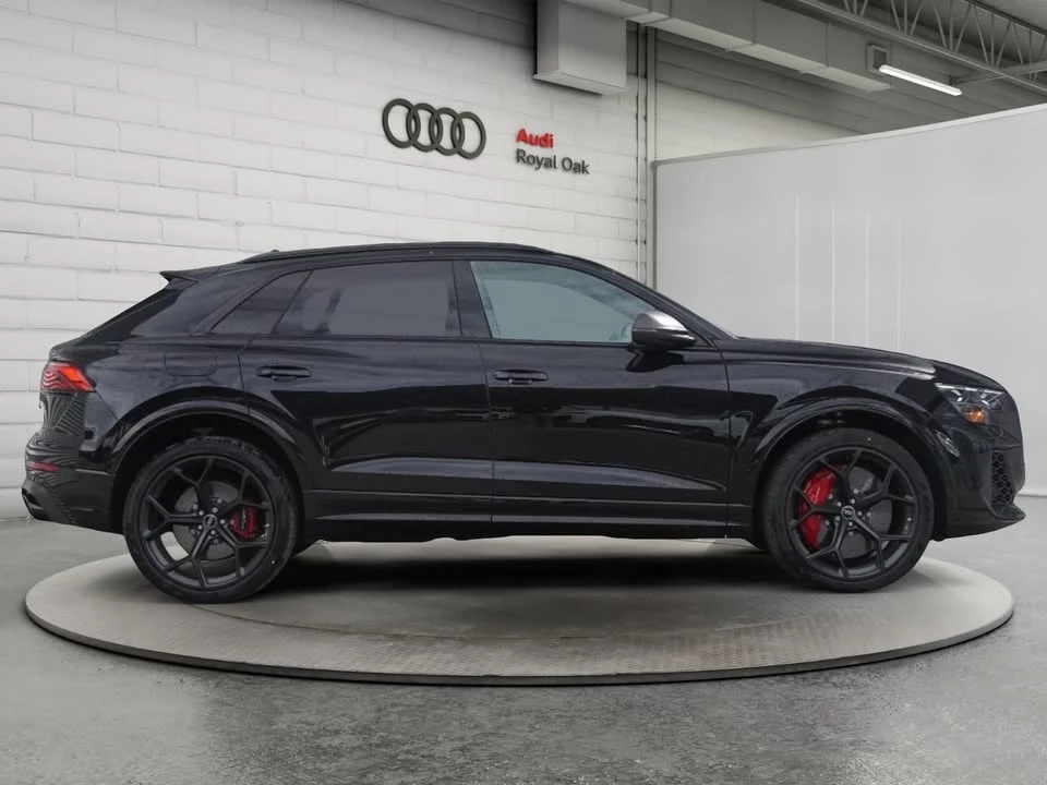 2026 Audi RS Q8 Performance - Image 4 of 5
