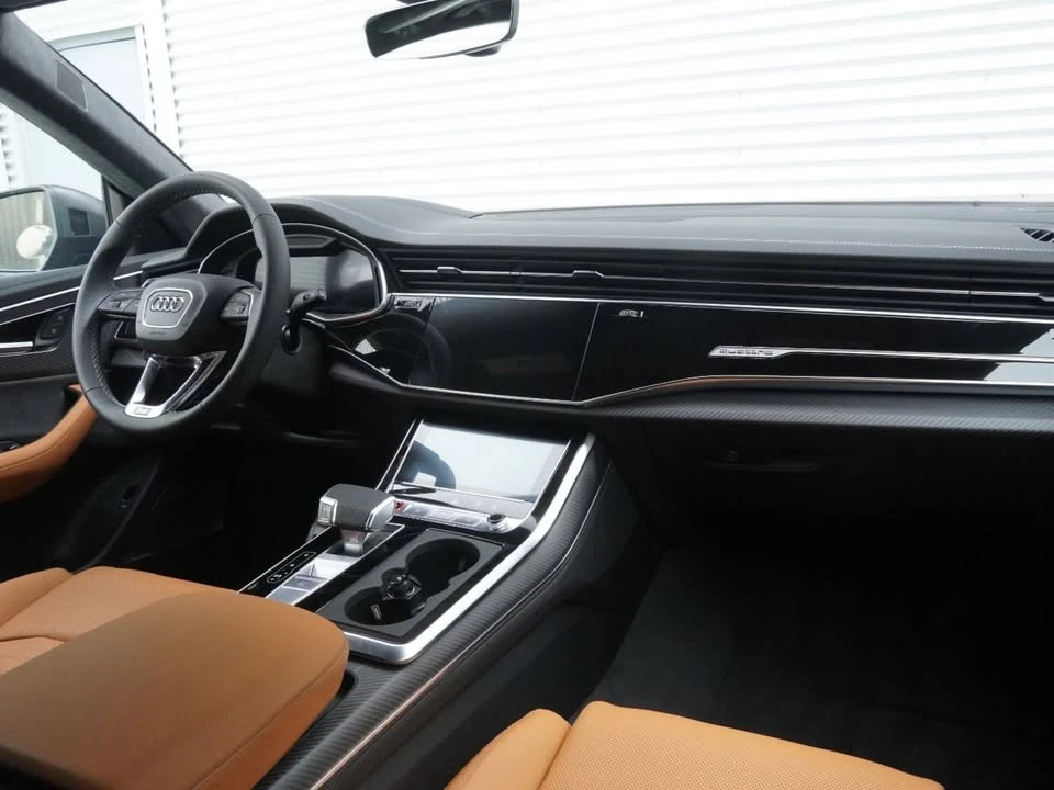 2026 Audi RS Q8 Performance - Image 13 of 20