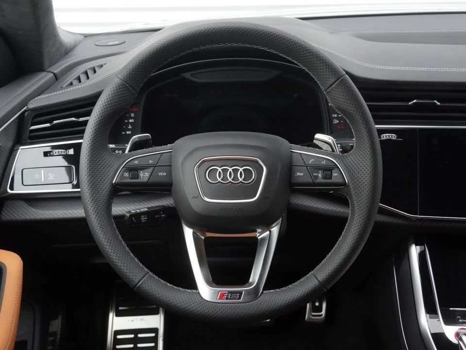 2026 Audi RS Q8 Performance - Image 10 of 20