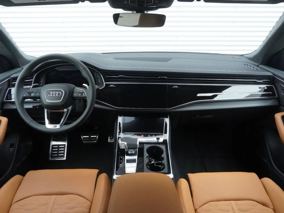 2026 Audi RS Q8 Performance - Image 12 of 20