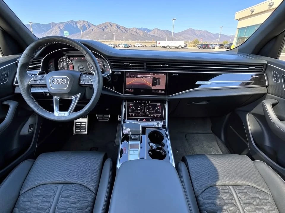 2026 Audi RS Q8 Performance - Image 5 of 16