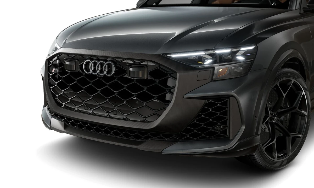 2026 Audi RS Q8 Performance - Image 3 of 9