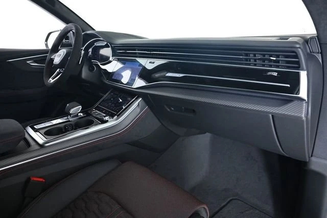 2026 Audi RS Q8 Performance - Image 14 of 20