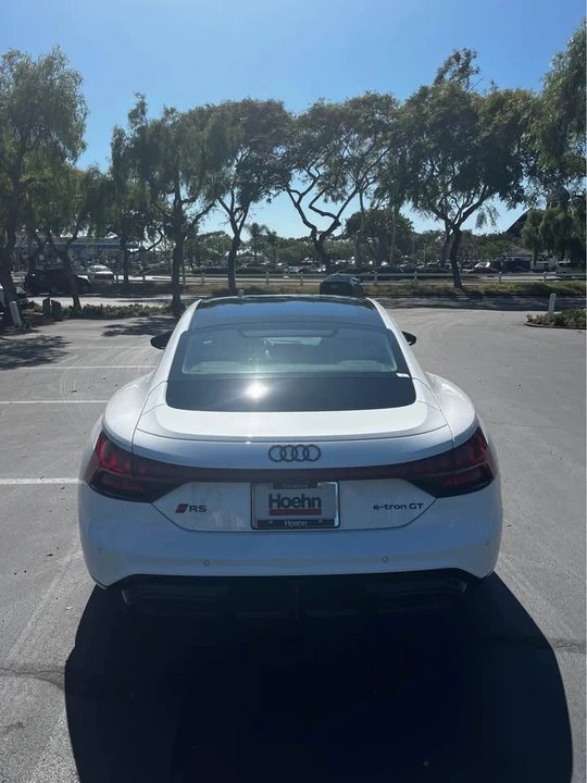 2026 Audi RS e-tron GT - Image 5 of 13