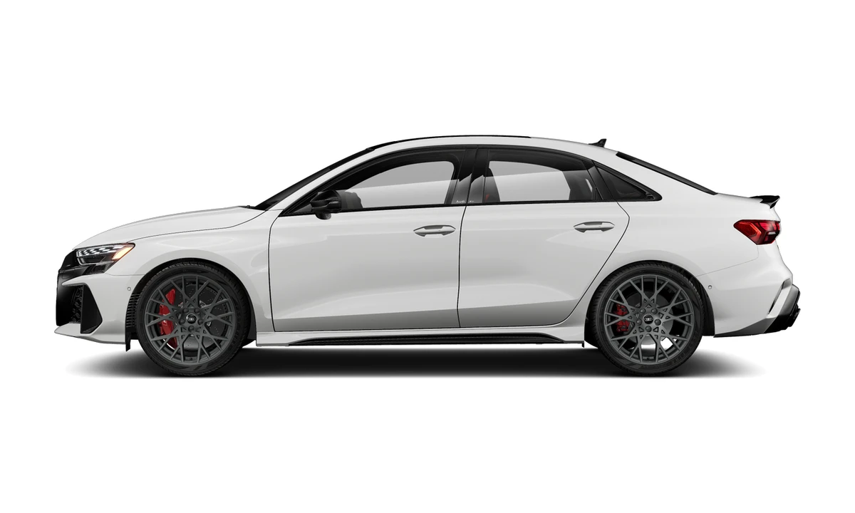 2027 Audi RS Q8 Performance - Image 21 of 25