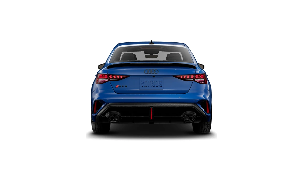 2027 Audi RS Q8 Performance - Image 24 of 25