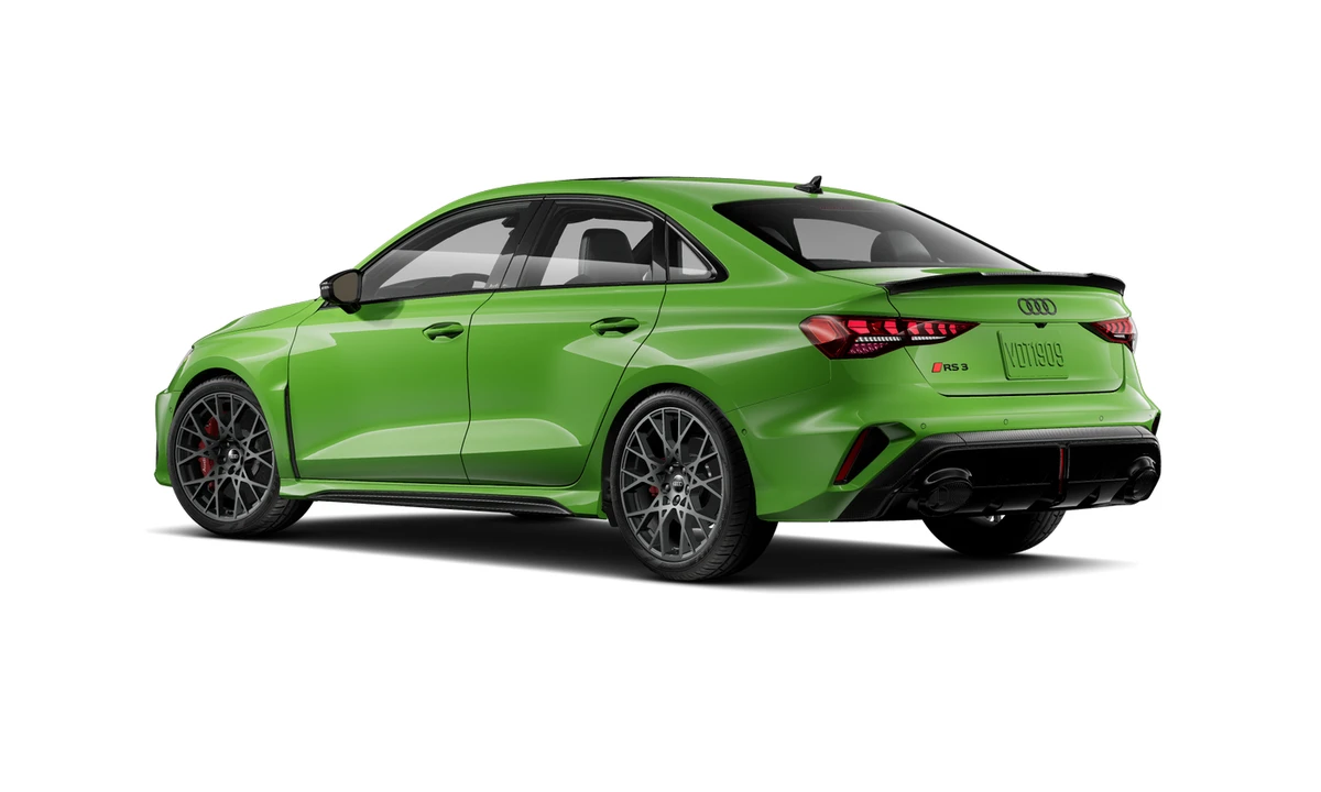 2027 Audi RS Q8 Performance - Image 20 of 25