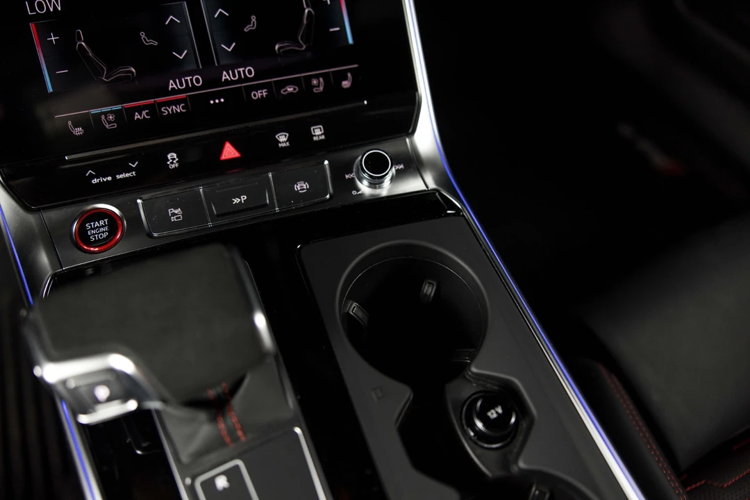 2026 Audi C8 RS6 - Image 20 of 31