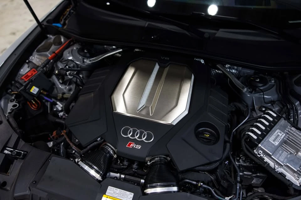 2026 Audi C8 RS6 - Image 17 of 18