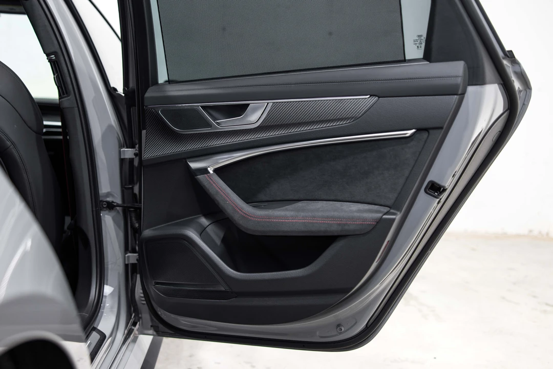 2026 Audi C8 RS6 - Image 26 of 31