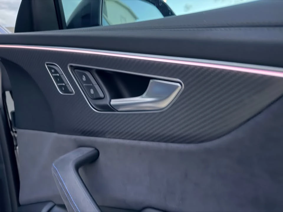 2026 Audi RS Q8 Performance - Image 5 of 10