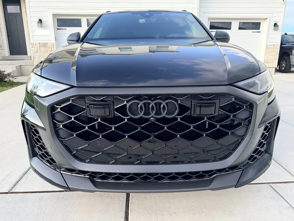 2026 Audi RS Q8 Performance - Image 3 of 10