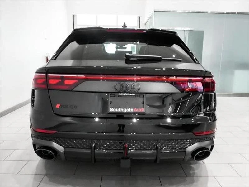 2026 Audi RS Q8 Performance - Image 3 of 20
