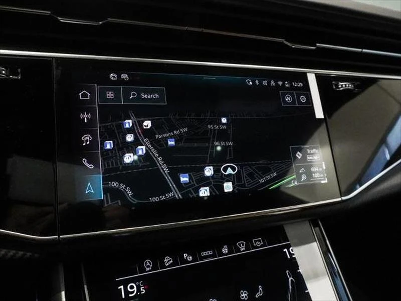2026 Audi RS Q8 Performance - Image 15 of 20