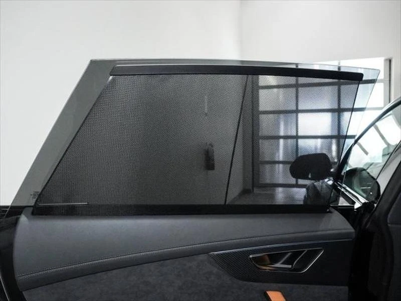 2026 Audi RS Q8 Performance - Image 17 of 20
