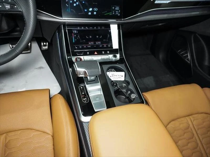 2026 Audi RS Q8 Performance - Image 13 of 20