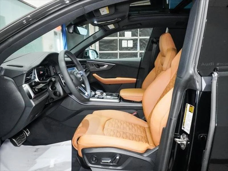 2026 Audi RS Q8 Performance - Image 8 of 20