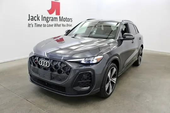 2026 Audi SQ5 3.0T Premium