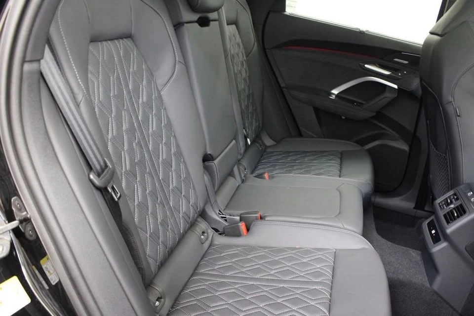 2026 Audi FY SQ5 - Image 15 of 20