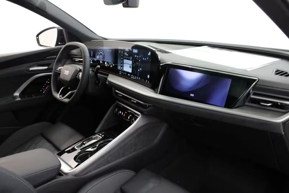 2026 Audi FY SQ5 - Image 2 of 20