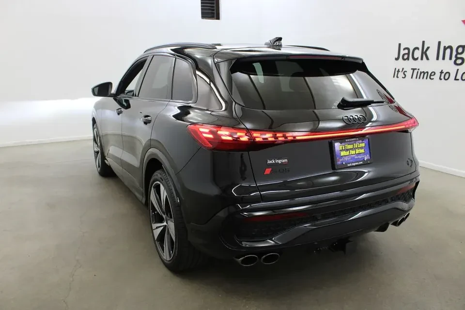 2026 Audi FY SQ5 - Image 17 of 20