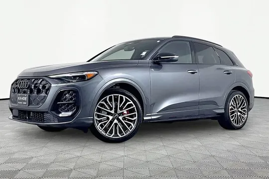 2026 Audi SQ5 Premium Plus