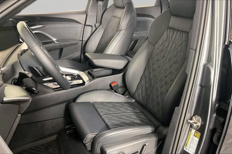 2026 Audi FY SQ5 - Image 18 of 19