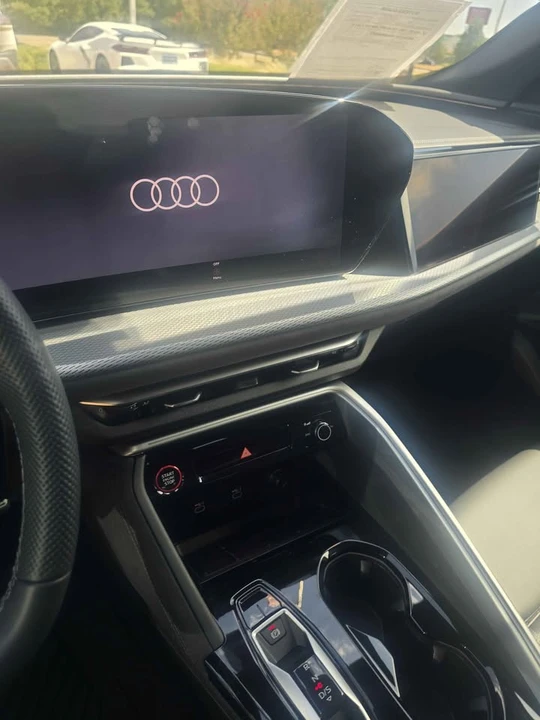 2026 Audi FY SQ5 - Image 11 of 13