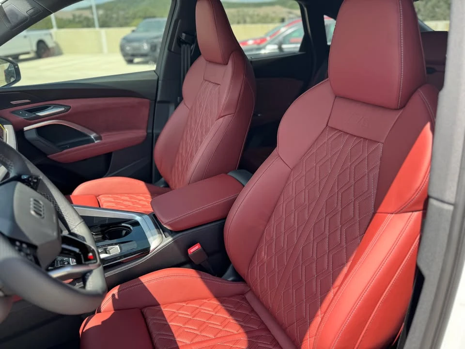 2026 Audi FY SQ5 - Image 12 of 16