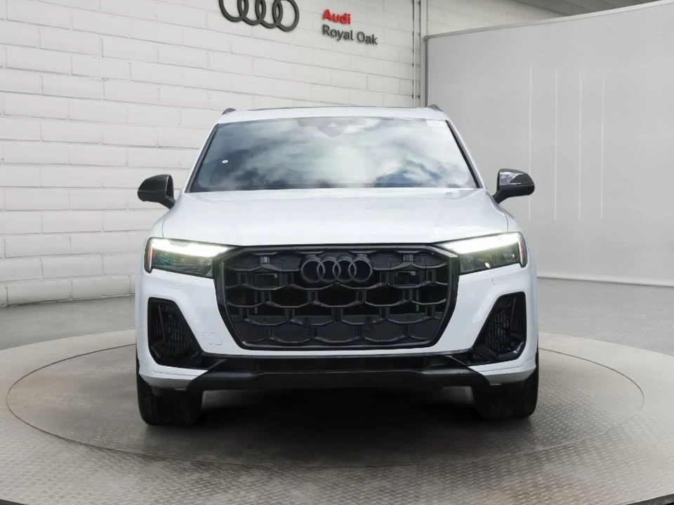 2026 Audi SQ7 - Image 2 of 20