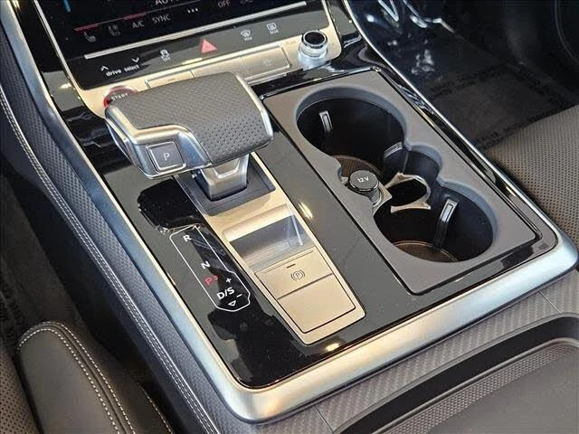2026 Audi SQ7 - Image 9 of 18