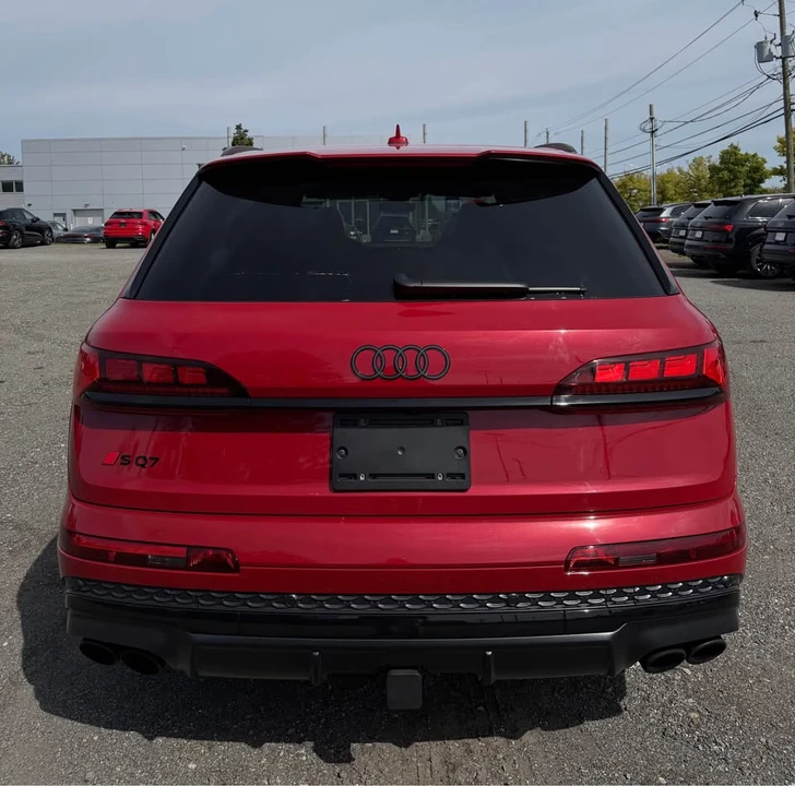 2026 Audi SQ7 - Image 6 of 20