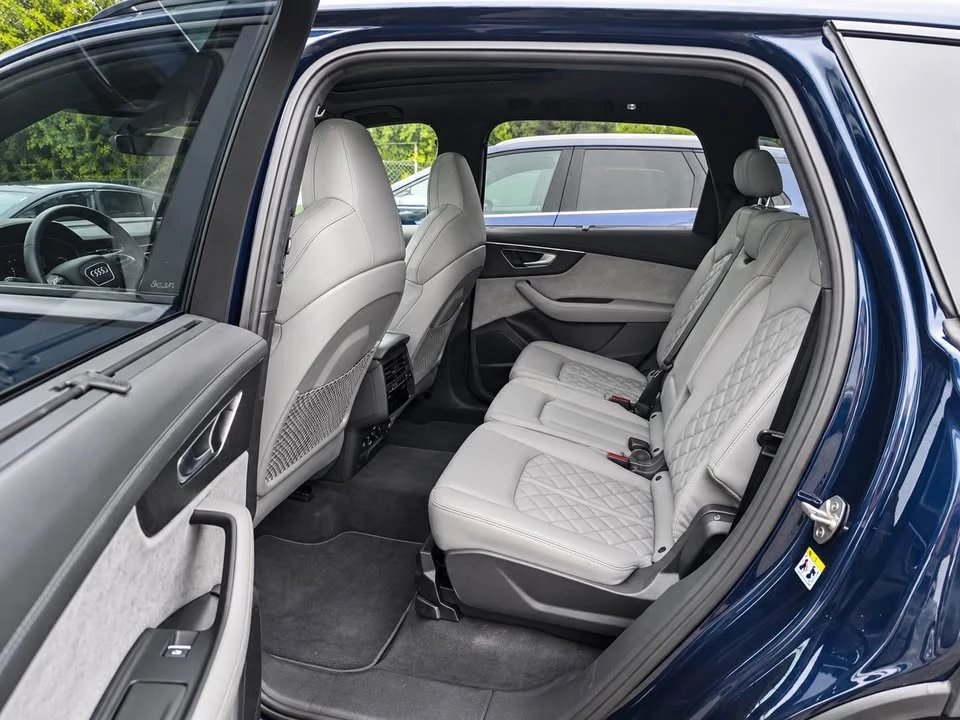 2026 Audi SQ7 - Image 12 of 20