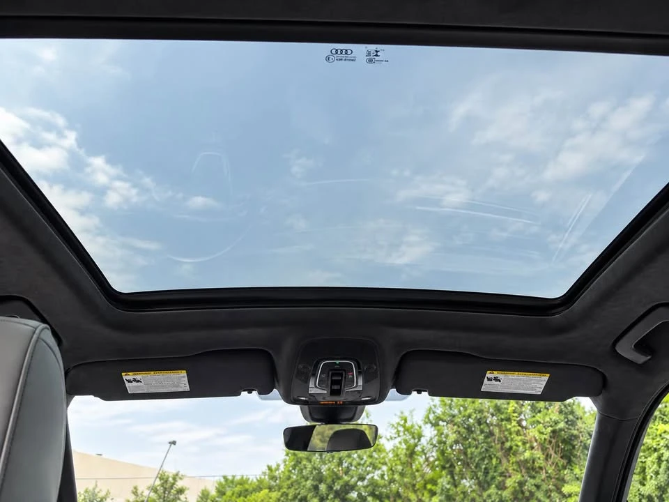 2026 Audi SQ7 - Image 15 of 20