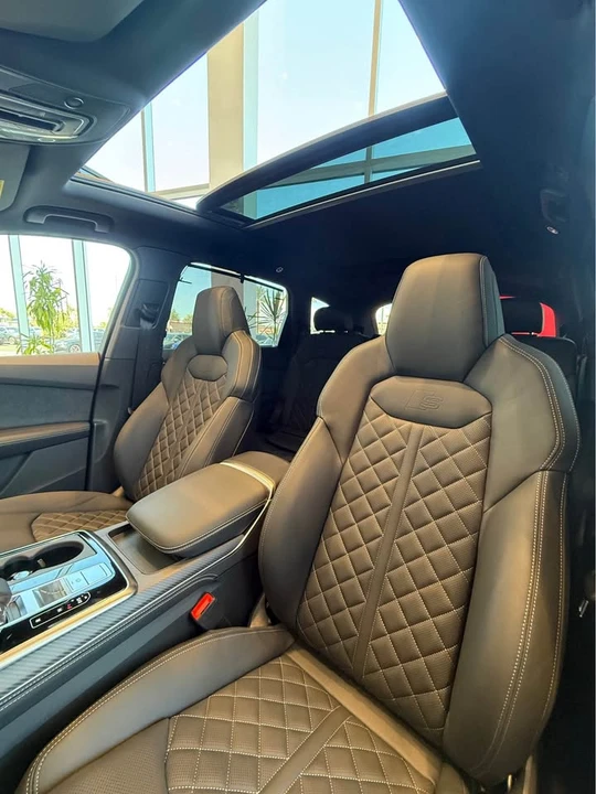 2026 Audi SQ7 - Image 6 of 13