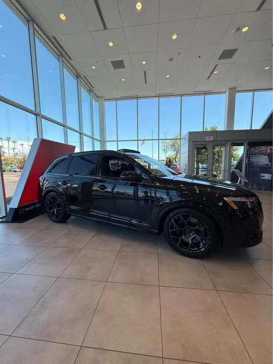 2026 Audi SQ7 - Image 11 of 13