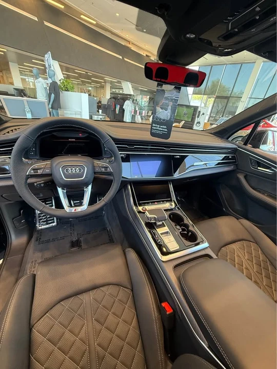 2026 Audi SQ7 - Image 5 of 13