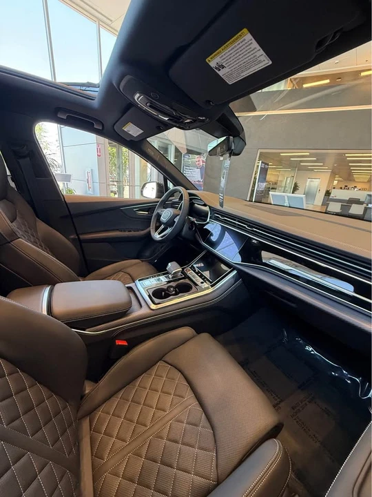 2026 Audi SQ7 - Image 12 of 13