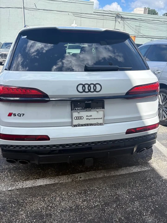 2026 Audi SQ7 - Image 5 of 12