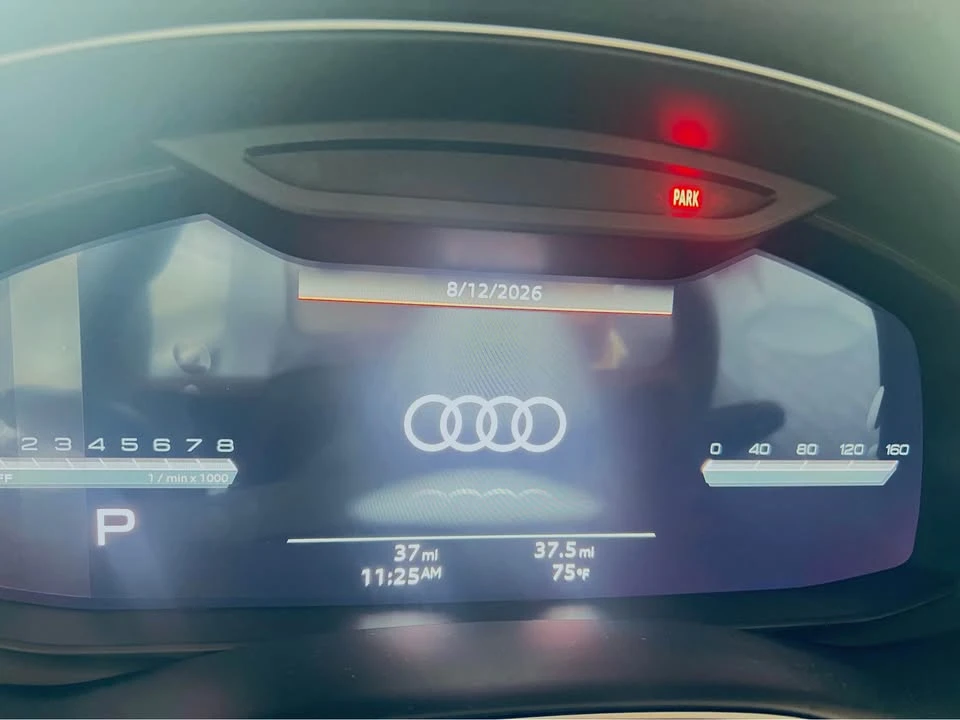 2026 Audi SQ7 - Image 10 of 11