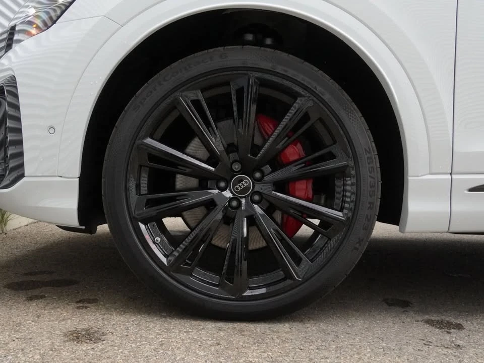 2026 Audi SQ8 - Image 9 of 20