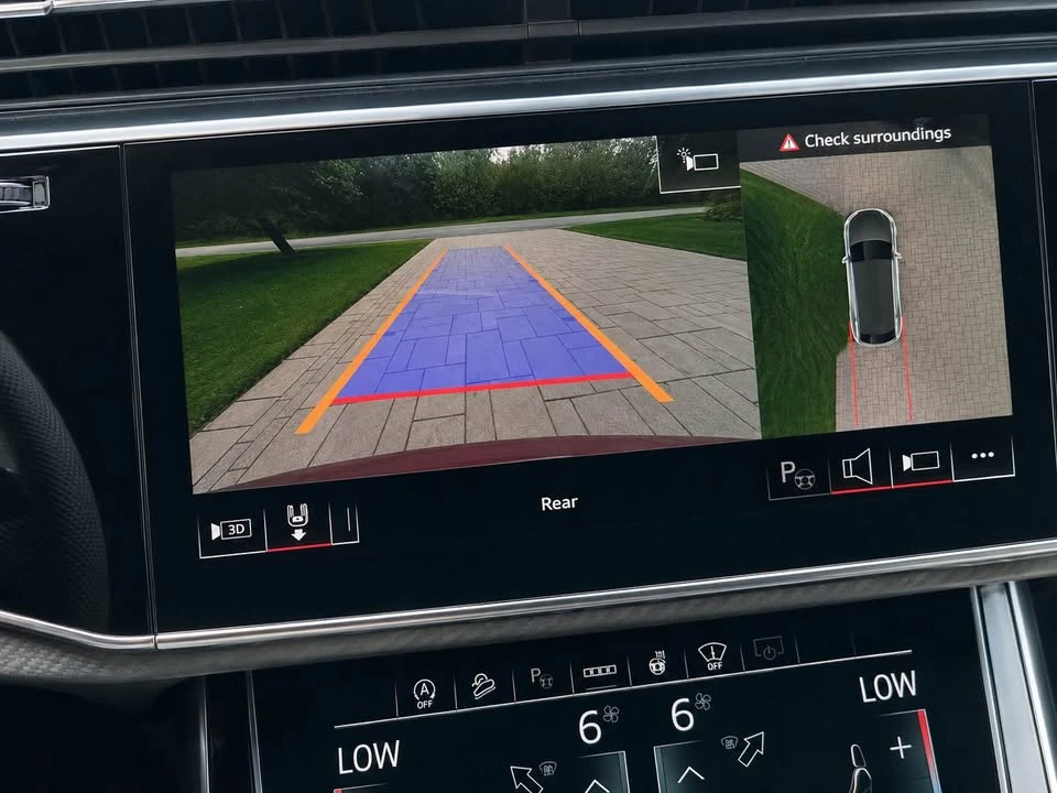 2026 Audi SQ8 - Image 8 of 18