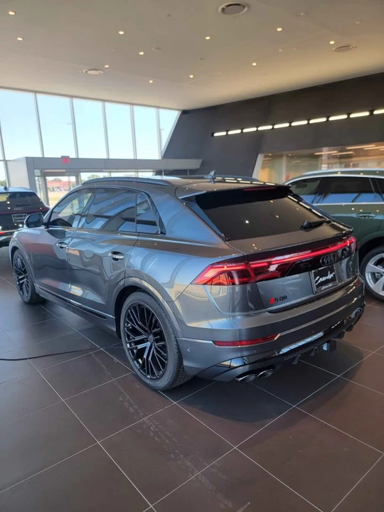 2026 Audi SQ8 - Image 6 of 16