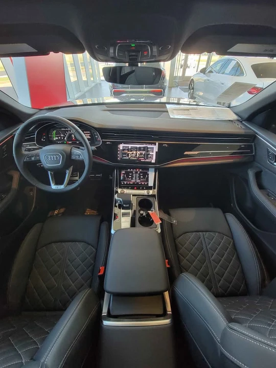 2026 Audi SQ8 - Image 13 of 16