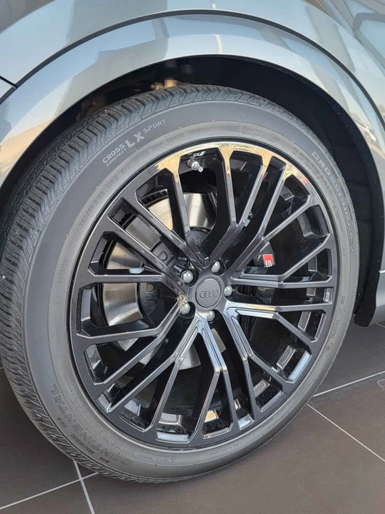 2026 Audi SQ8 - Image 8 of 16